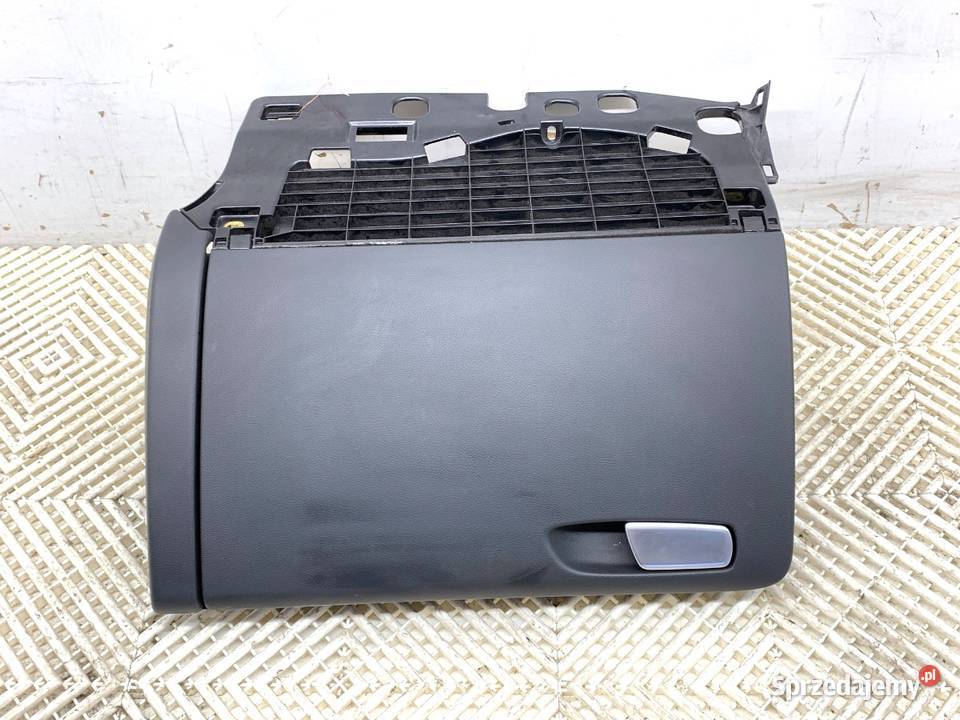 SCHOWEK PASAŻERA AUDI A4 B8 Kombi 0715 podkarpackie