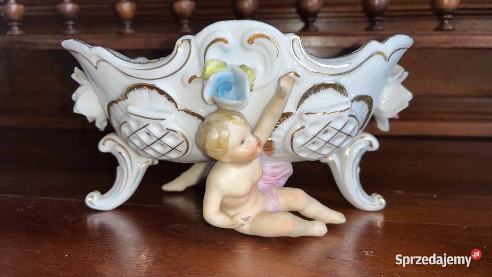 Patera z aniołami dwóch stronach Na nóżkach Syg