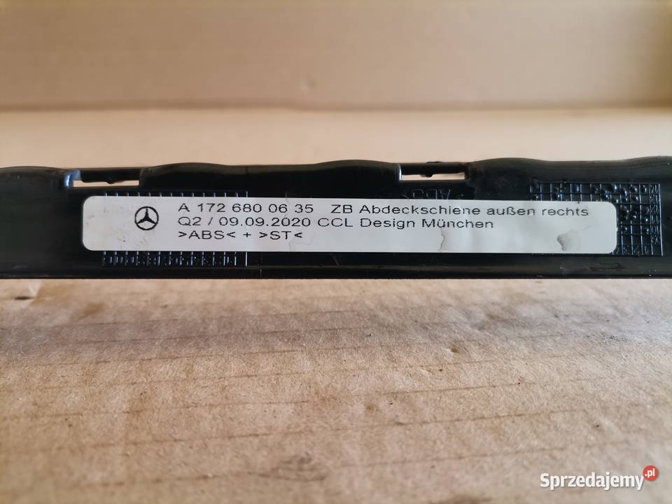 MERCEDES SLK R172 LISTWA NAKŁADKA PROGU PRAWA Części