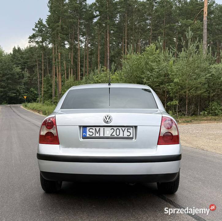 Passat B5 fl Rok produkcji 2003 świętokrzyskie Słopiec sprzedam