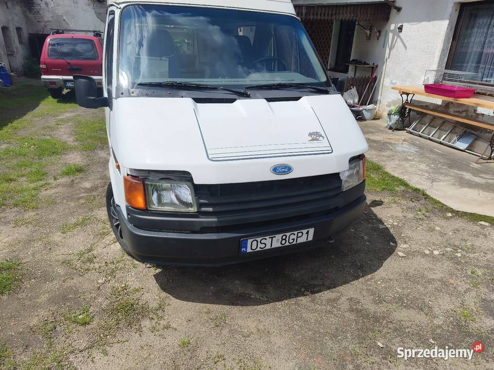 Kamper ford transit 20 benzyna Rok produkcji 1984