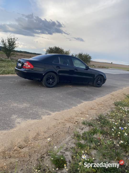Mercedes w211 e200 Kalinówka Królewska sprzedam
