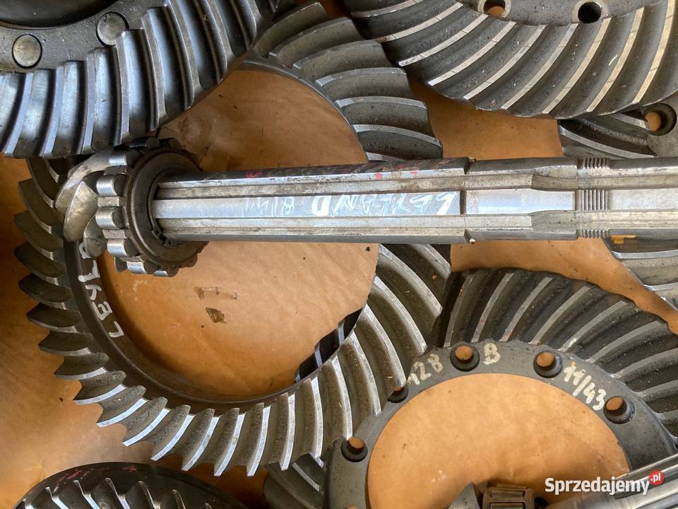 Kompletny mechanizm różnicowy z wałkiem kołem Kosakowo
