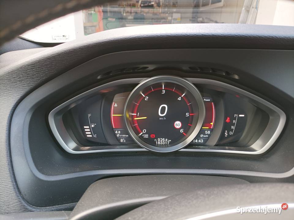 Volvo V40 bogato wyposażone aluminiowe felgi Piła