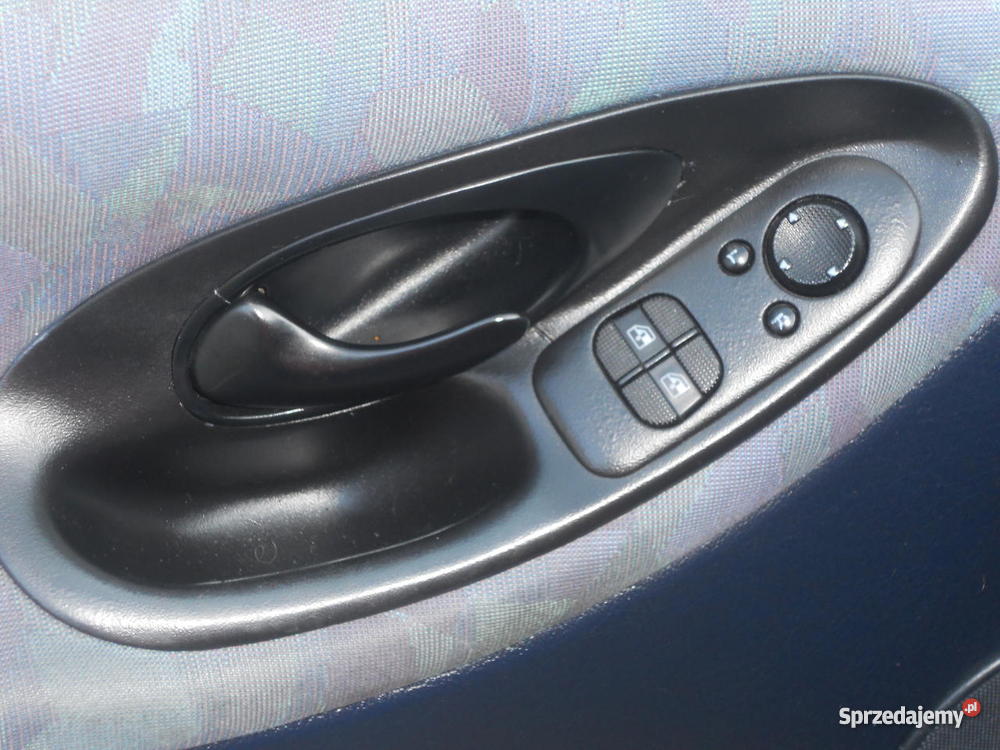 7OSOBOWY RODZINNY VAN pierwszy właściciel Kartuzy