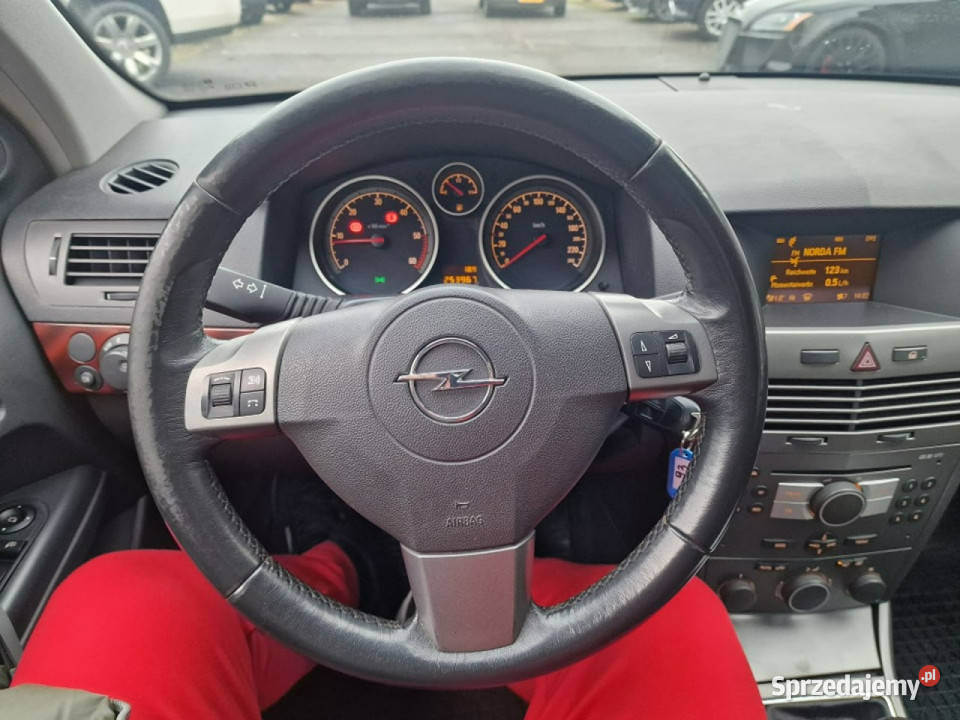 Opel Astra 17 CDTI 100 Klimatyzacja Komputer ogranicznik prędkości Słupsk sprzedam