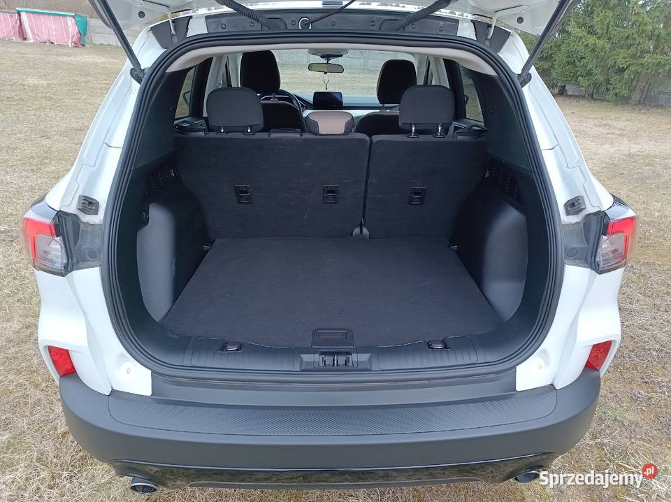 Ford Escape Kuga 2022r 69999 automatyczna sprzedam