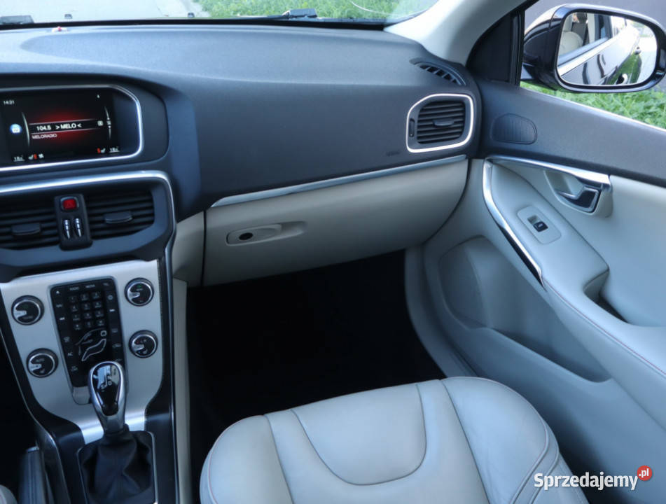 Volvo V40 20 D3 nawigacja V40 łódzkie Łódź