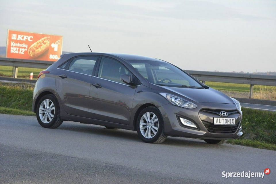 Hyundai i30 14 MPI Benzyna gwarancja przebiegu światła do jazdy dziennej Sędziszów Małopolski