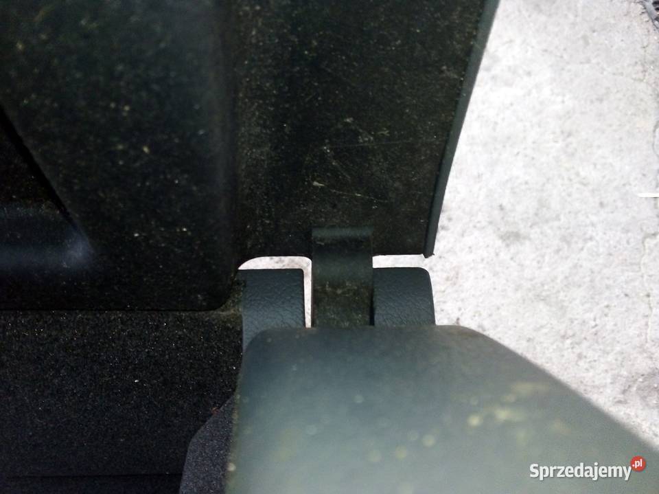 Schowek pasażera a4 b6 b7 exeo szary czarny Pakosław