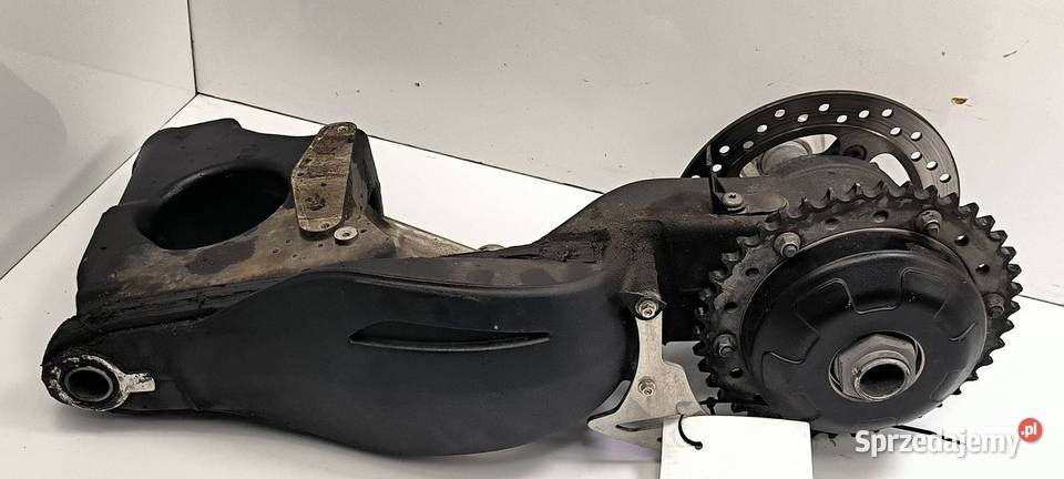 WAHACZ TYŁ TRIUMPH SPEED TRIPLE 1050 Lipno