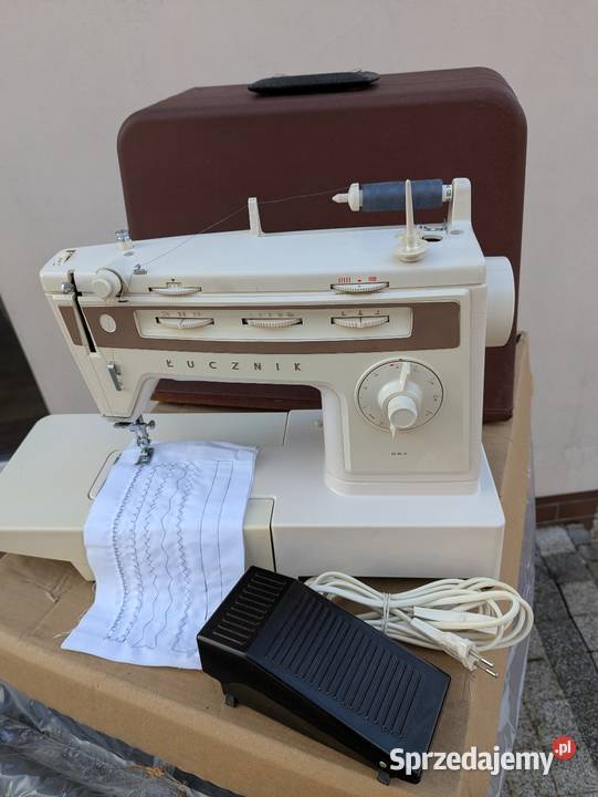 Maszyna do szycia Łucznik sprawna walizka AGD drobne śląskie Częstochowa