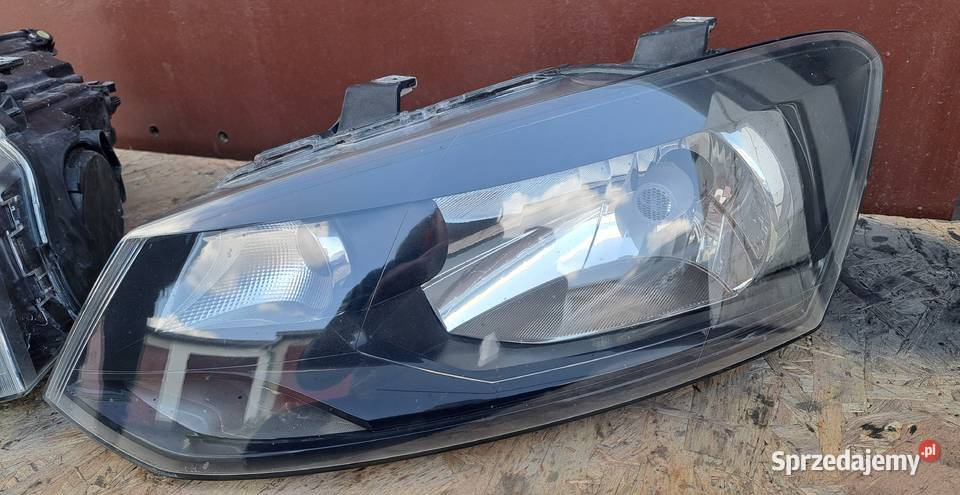Lampy przód polo V Lampy przednie Jarocin