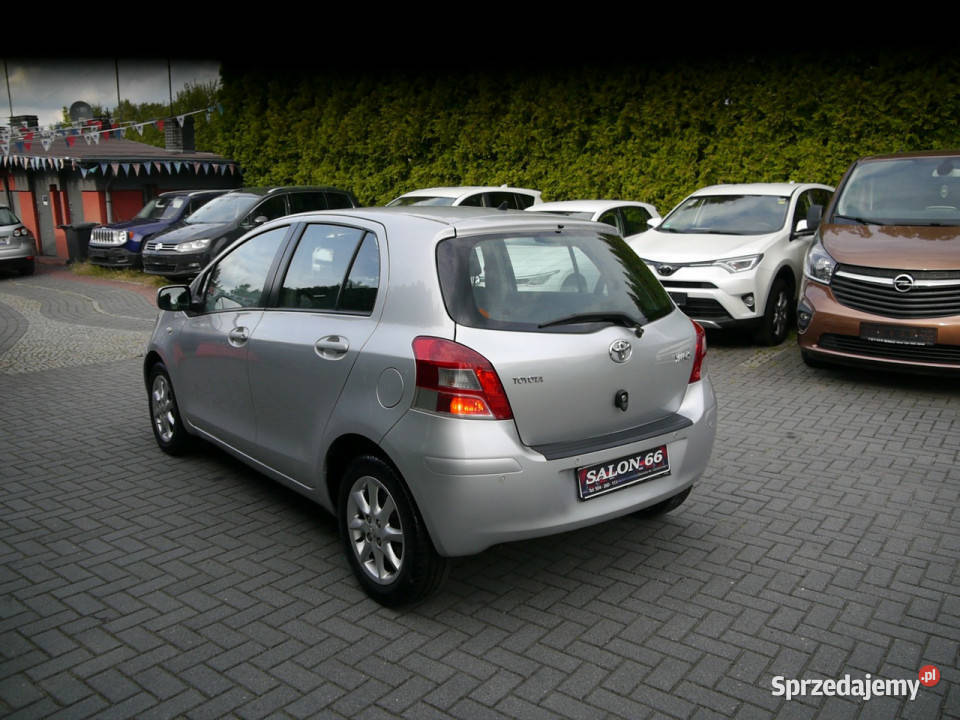 Toyota Yaris 13 Automat Stan b bez rdzy czujnik deszczu Yaris Częstochowa sprzedam