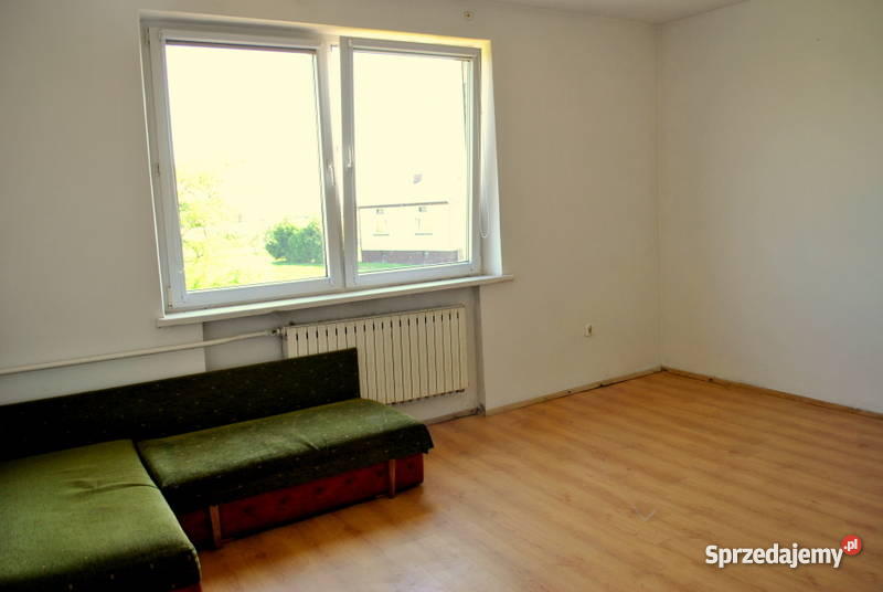 Dom z bud gospodarczymi Wacławów między Słupca a Wacławów