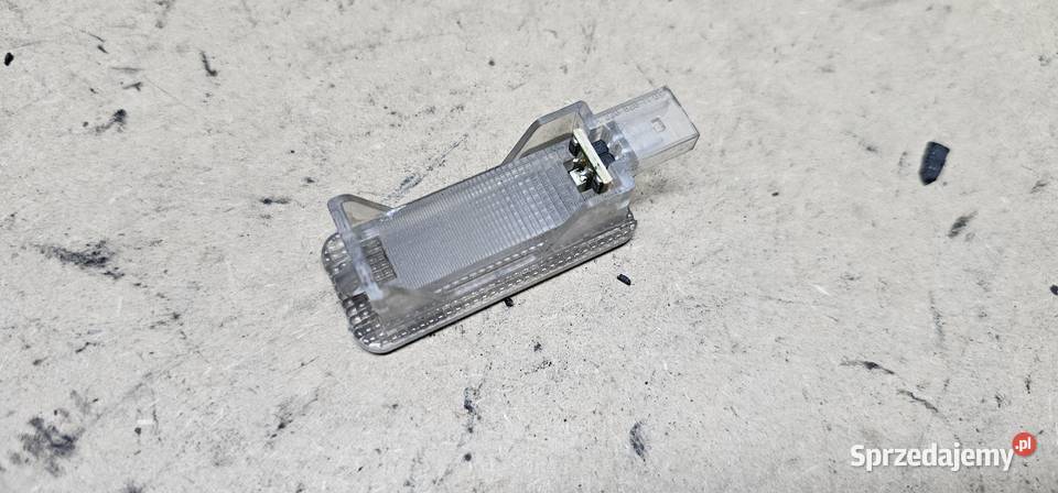 Lampka oswietlenie kabiny mercedes w220 wielkopolskie Zbąszyń