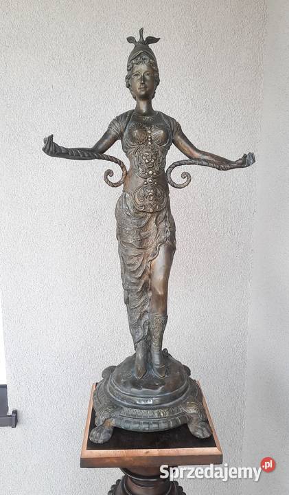 Stara ładna figura kobiety bogini mosiądz 64 Tczew