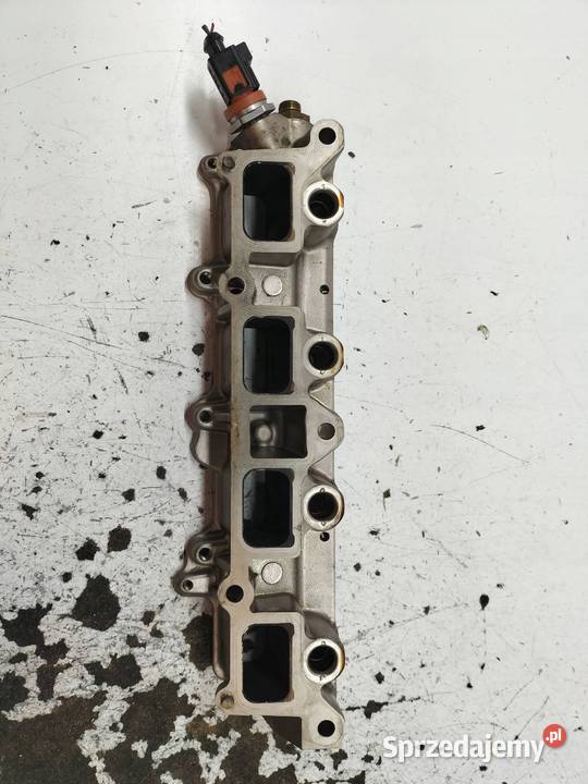 LISTWA WTRYSKOWA 06J906051D 14 TSI Audi A3 II sprzedam