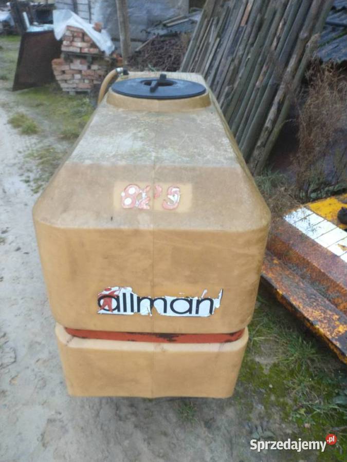 Beczka 825 litrow opryskiwacz polowy