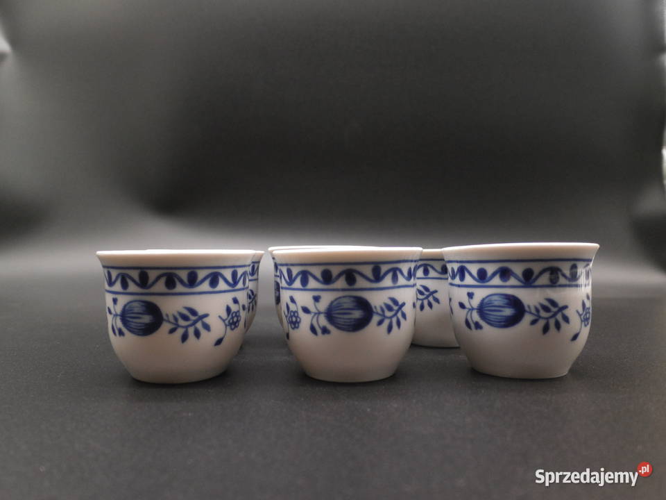 Kieliszki do jajek wzór cebulowy porcelanowe Raszków sprzedam