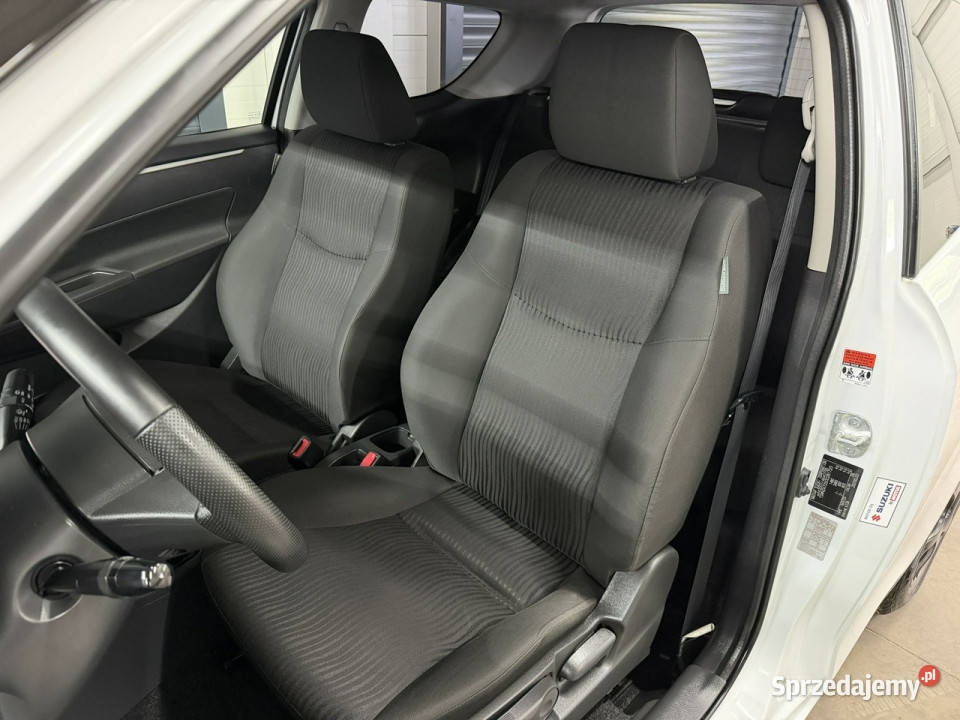 Suzuki Swift Bezwypadkowy 1WŁ Super stan Navi 197000km Chechło sprzedam