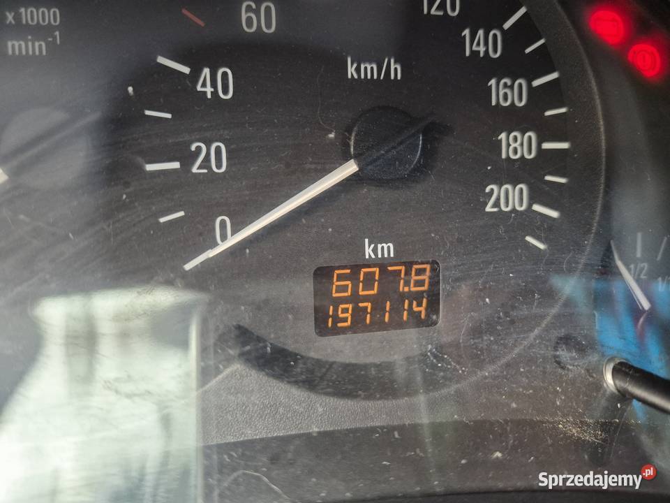 Opel Corsa 13 diesel 2005r Szczytna