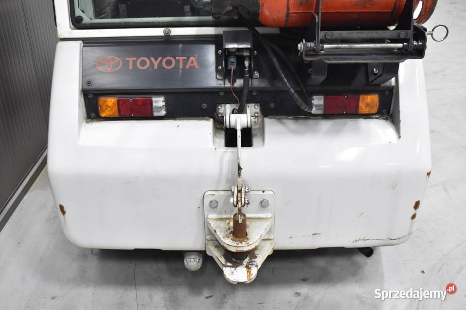 Ciągnik TOWING TRAKTOR TOYOTA 022TG25 LPG Czechy