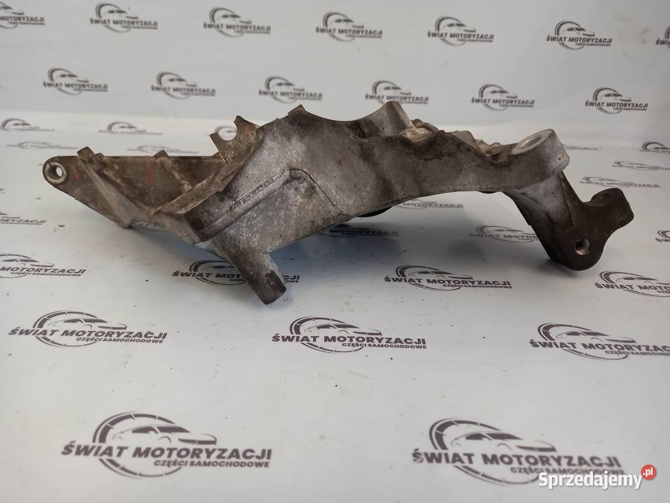 RANGE ROVER SPORT 30 D 306DT 241 łapa wspornik Kielce