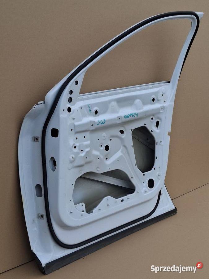 AUDI Q8 ETRON DRZWI PRAWY PRZÓD PRAWE PRZEDNIE osobowe Bieleń