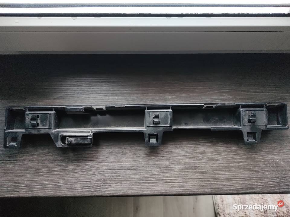 BMW F2122 Ślizg LIstwa Mocujaca Progu RH2 Białystok