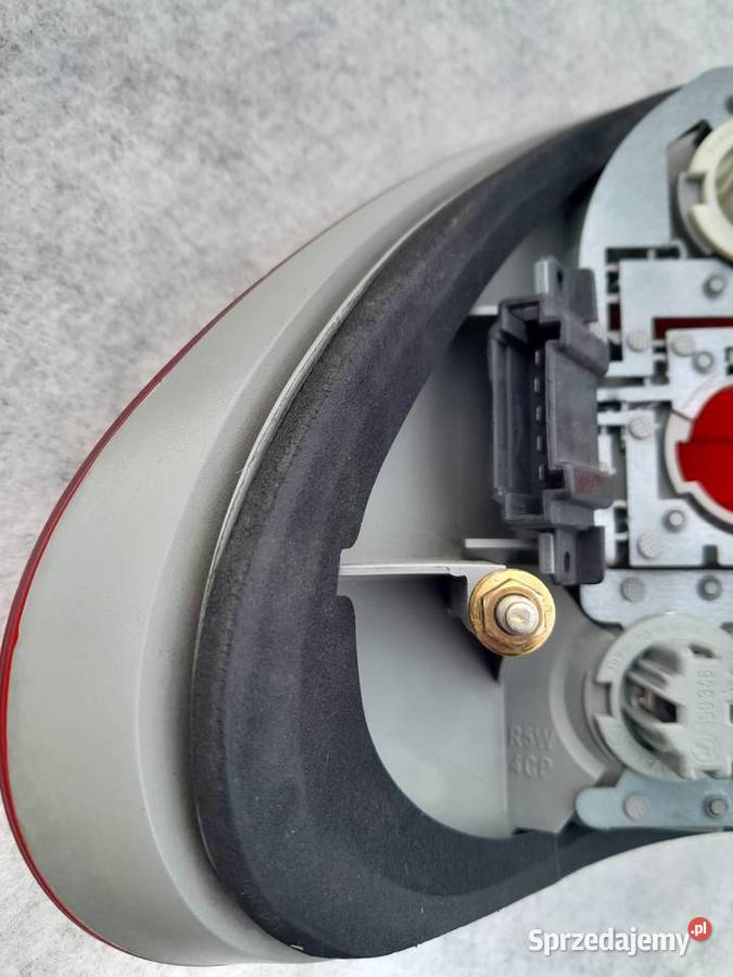 Lampa tylna prawa Mercedes E Klasa W210 kombi łódzkie Tomaszów Mazowiecki