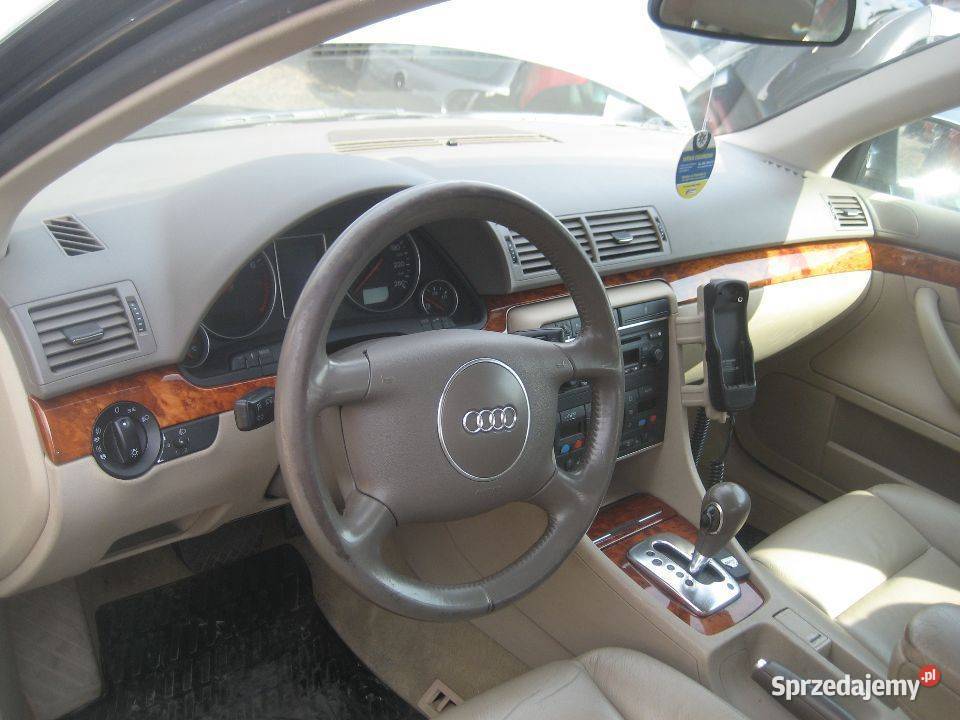 audi a4 b6 małysz 0104r deska rozdzielcza Rakoniewice