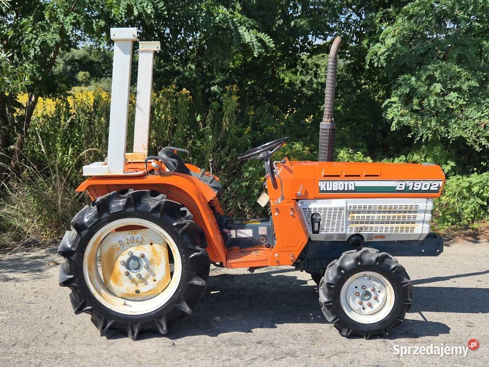 Traktorek traktor KUBOTA B1902D 19 44 Małuszyn