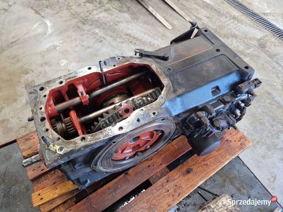 Tylny most Claas Ares 630 Byków