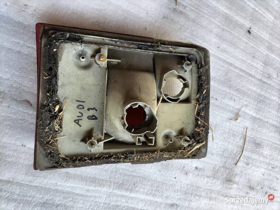 AUDI 80 B3 B 3 LAMPA TYŁ TYLNA KLAPA lubelskie Kamień-Kolonia