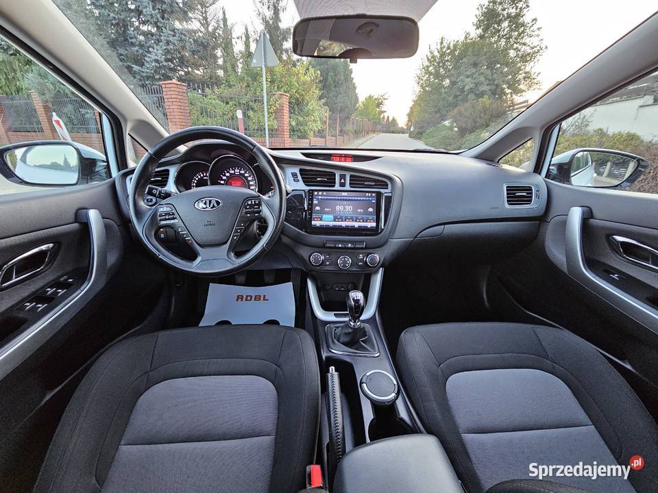 Kia ceed 16 full Bezwypadkowy Opłacony Szwajcar nawigacja Lublin