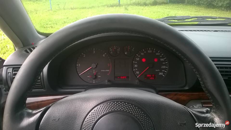 Audi A4 B5 25 TDi V6 150 avant Bolesławowo