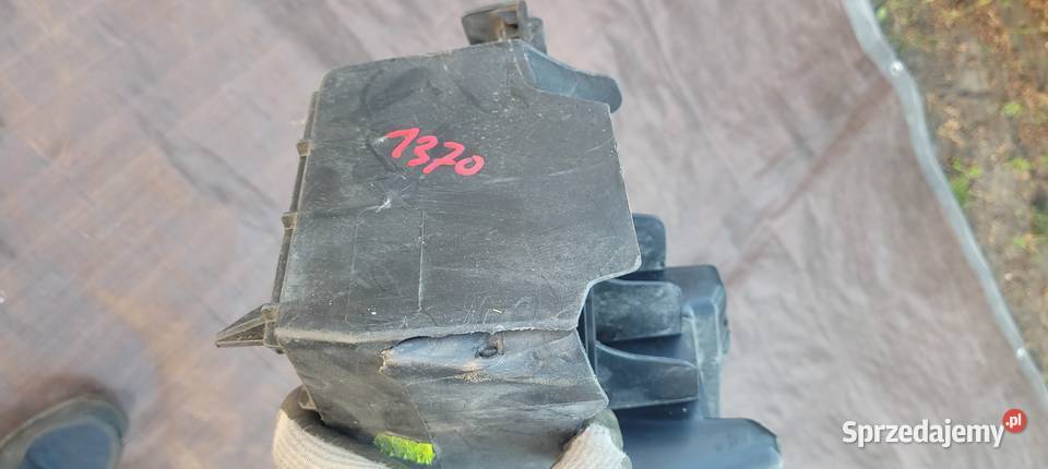 RENAULT CAPTUR II 2 BELKA ZDERZAK TYŁ osobowe Ruda Śląska