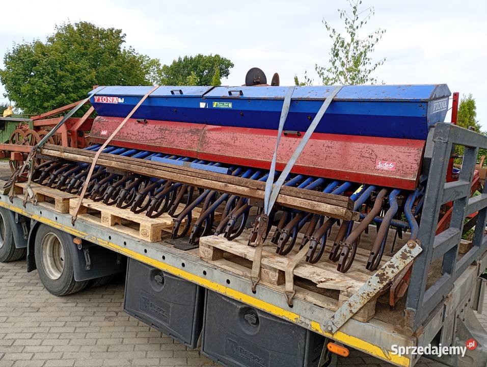 Agregat uprawowo siewny plus siewniki Sośno