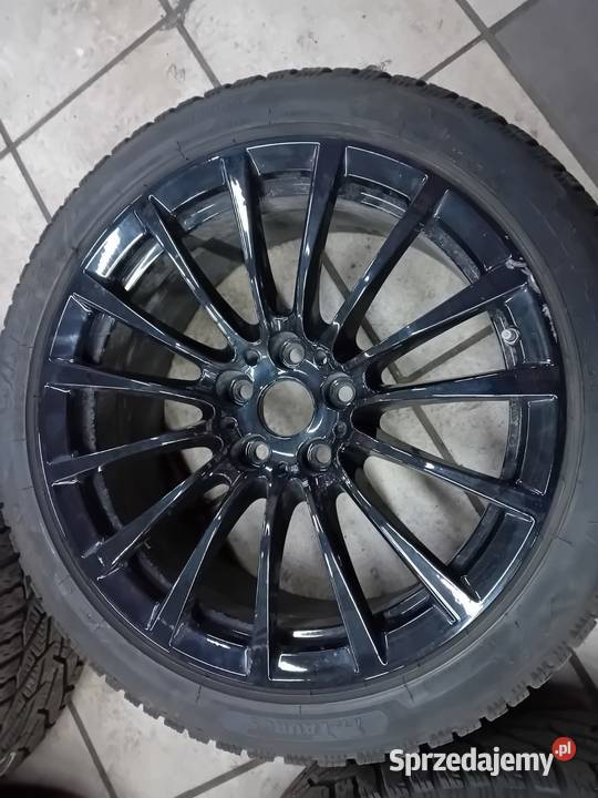 Felgi aluminiowe z oponami zimowymi 18 BMW G20