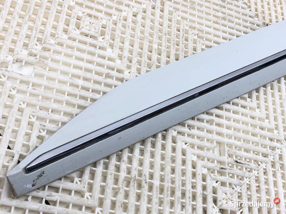 LISTWA DRZWI PRAWY PRZÓD SKODA SUPERB III Kombi podkarpackie