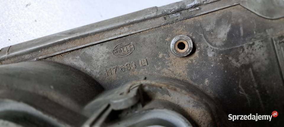 Obudowa reflektora Mercedes W123 Hella 117683 osobowe Luzino