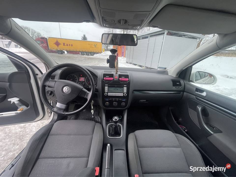 Golf V 2007 14 benzyn 140 181013km