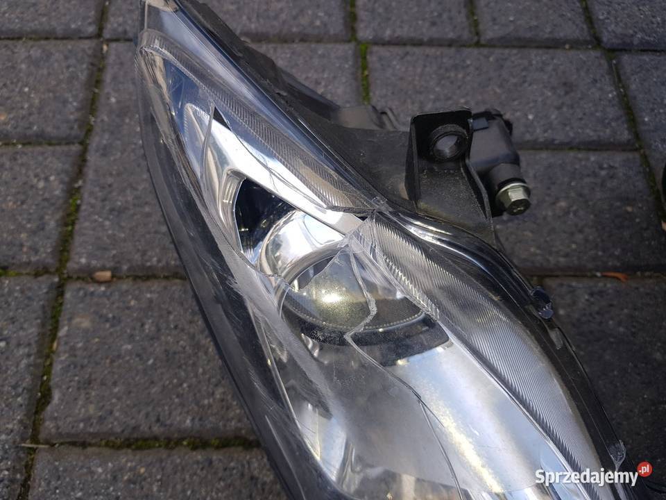 Piaggio Mp3 300 Hpe Lampa Przednia Led