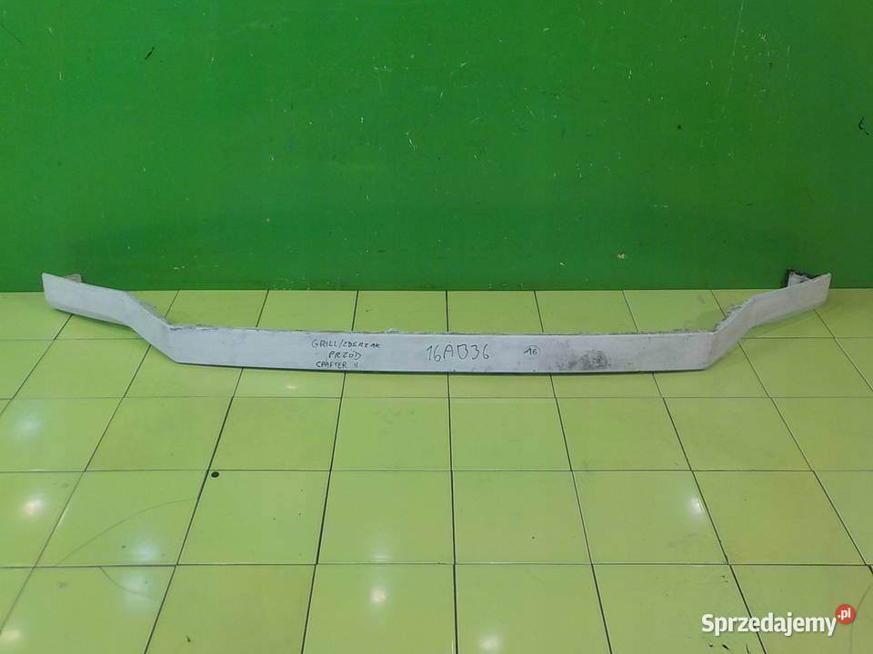 VW CRAFTER I LIFT 20 TDI 13r VAN listwa pod Suków