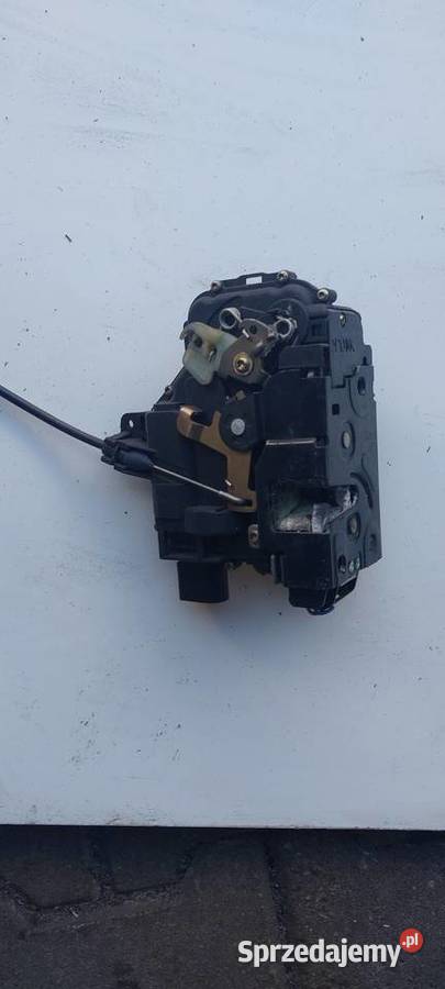 Zamek drzwi prawy przód Skoda Octavia 8 pin zachodniopomorskie Szczecin
