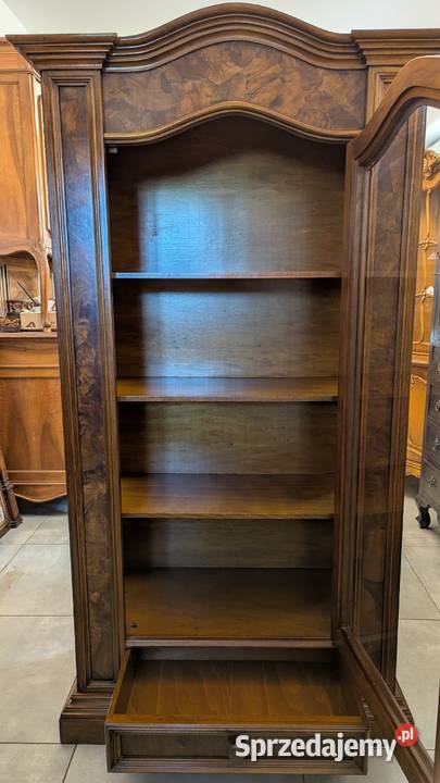 piękna witrynaserwantka czeczota orzechsklep Dąbrowa Górnicza sprzedam