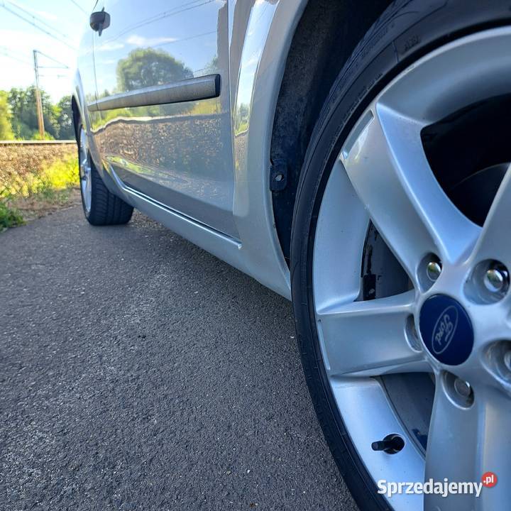 Ford Focus 14 benzyna Prosty silnik Mocno elektryczne szyby Opole