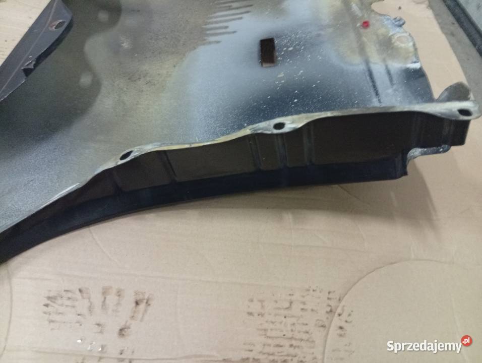 Błotnik przedni lewy do Mercedesa W140 Radom