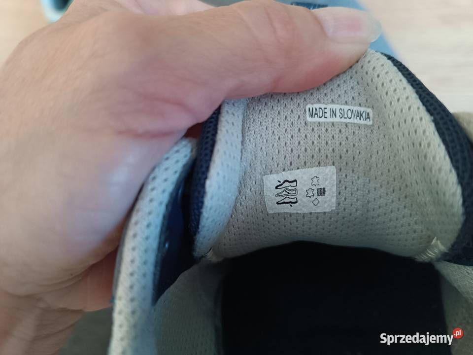 Buty sportowe męskie ECCO skóra niebieskigranat 24cm Szczyrk